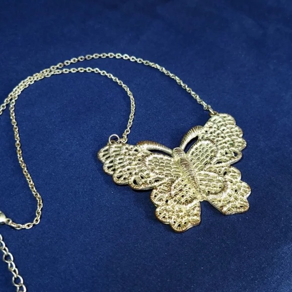 Large Butterfly Statement Filagree Necklace - Picture 11 of 12